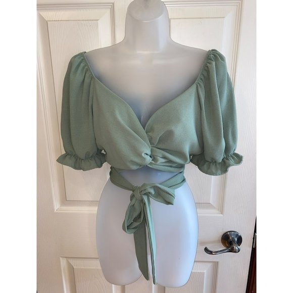 Yaneth Alatorre Tie Waist Crop Top Size Medium - Picture 2 of 6